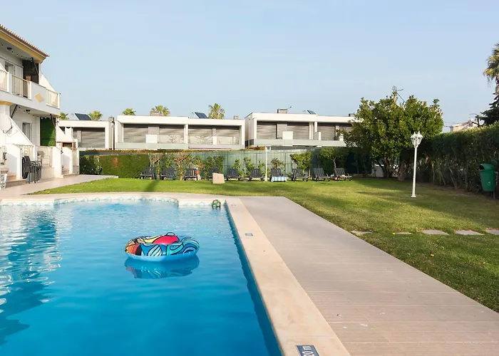 Summertime - Private Jacuzzi&bikes, 800m Ferienhaus