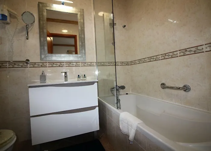 Summertime - Private Jacuzzi And Bikes, 800m Casa de Férias Albufeira