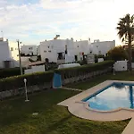 Summertime - Private Jacuzzi And Bikes, 800m Σπίτι διακοπών