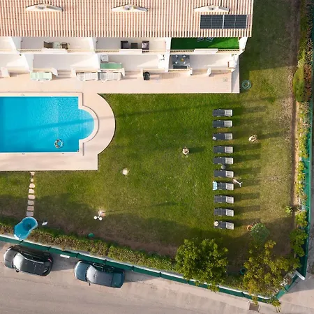 Summertime - Private Jacuzzi And Bikes, 800m * アルブフェイラ